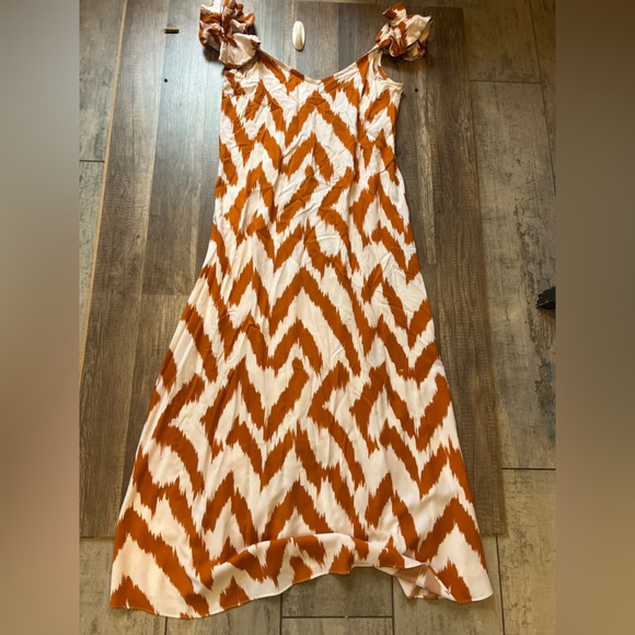 Vince Camuto Orange and Cream Zigzag Midi Dress size women’s small - Picture 1 of 4